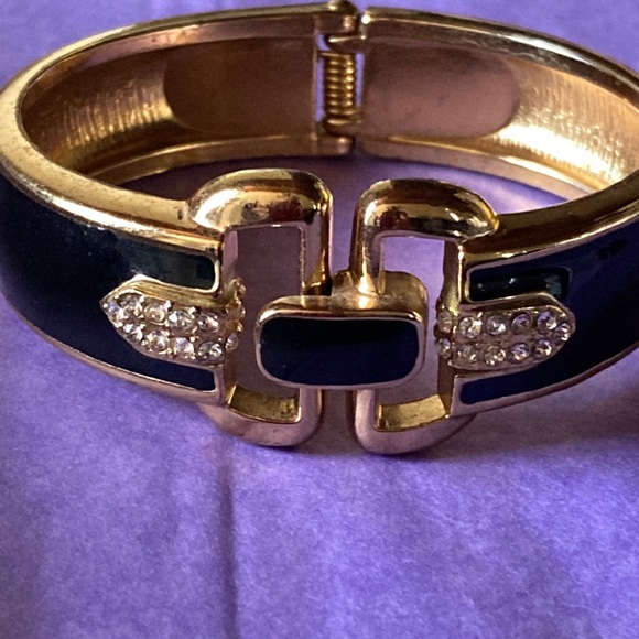 Stella and Dot clamper statement bracelet - Picture 1 of 2